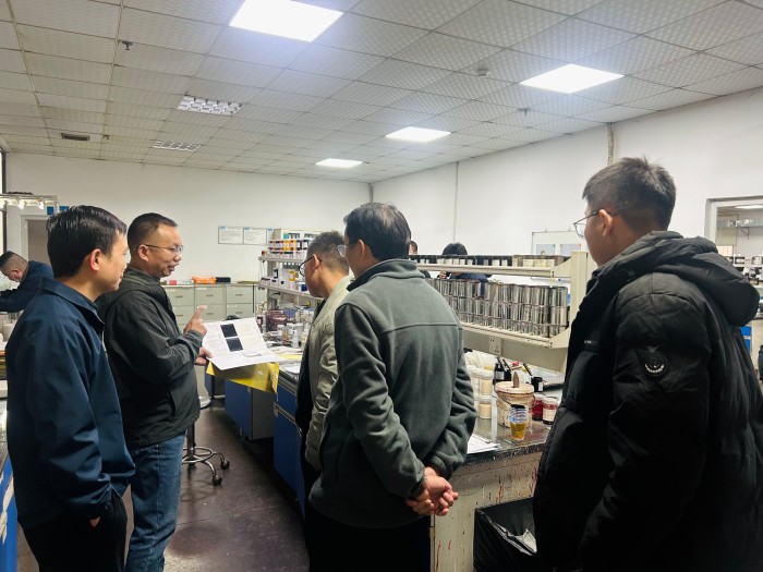 固化光油新闻稿 参观.jpg 固化光油新闻稿 参观.jpg